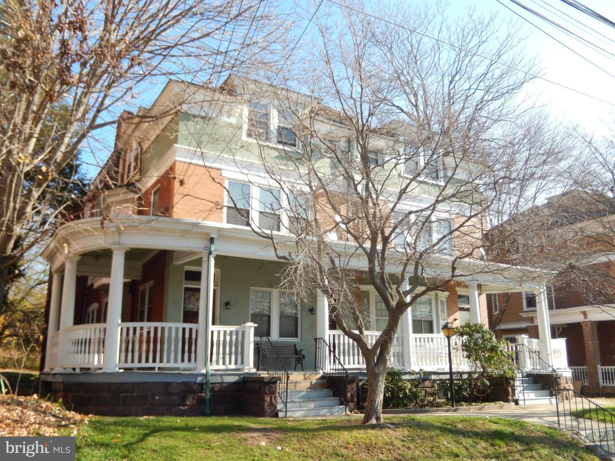 305 West 18th Street - 3